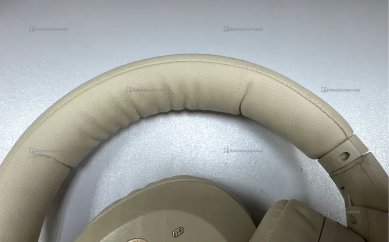 Наушники  YAMAHA YH-E700B