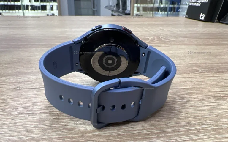 Часы Samsung Galaxy Watch 5 44mm
