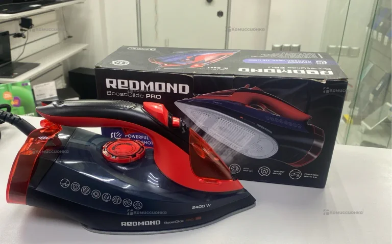 Утюг Redmond RI-C283