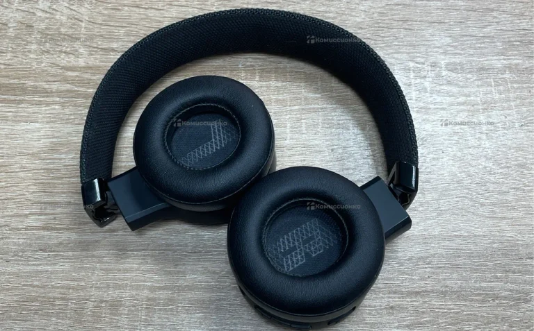 Наушники JBL Live 400