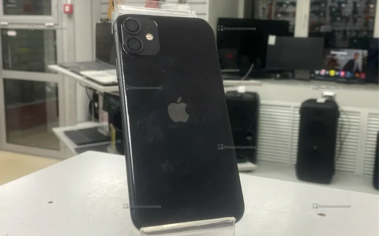 Apple iPhone 11 4/64 ГБ