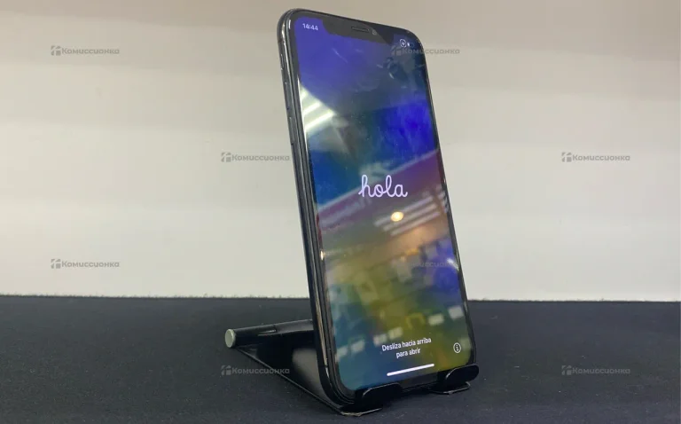 Apple iPhone X 3/64 ГБ