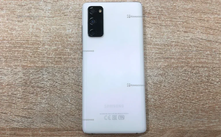 Samsung Galaxy S20 FE 8/128 ГБ