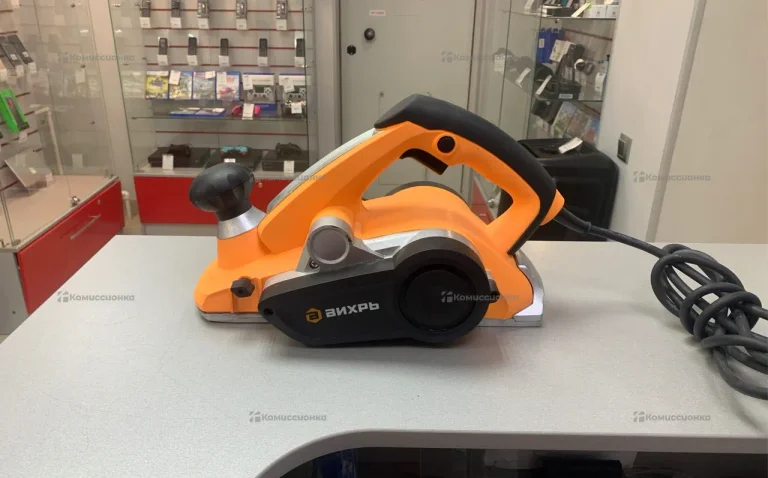 Электрорубанок ВИХРЬ Р-82/800