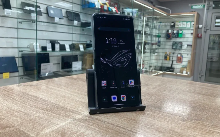 Asus ROG Phone 8 Pro 16/512 ГБ