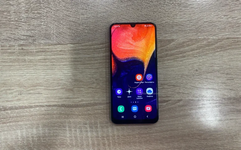 Samsung Galaxy A50 4/64Gb