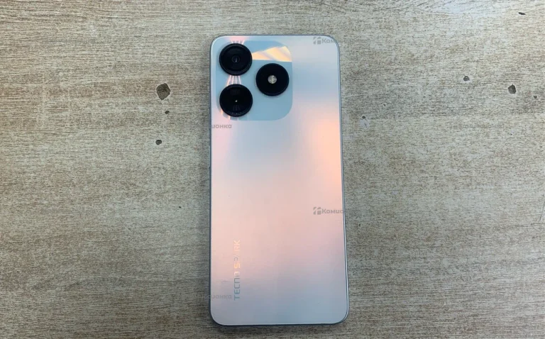 Tecno Spark 10 8/128 ГБ