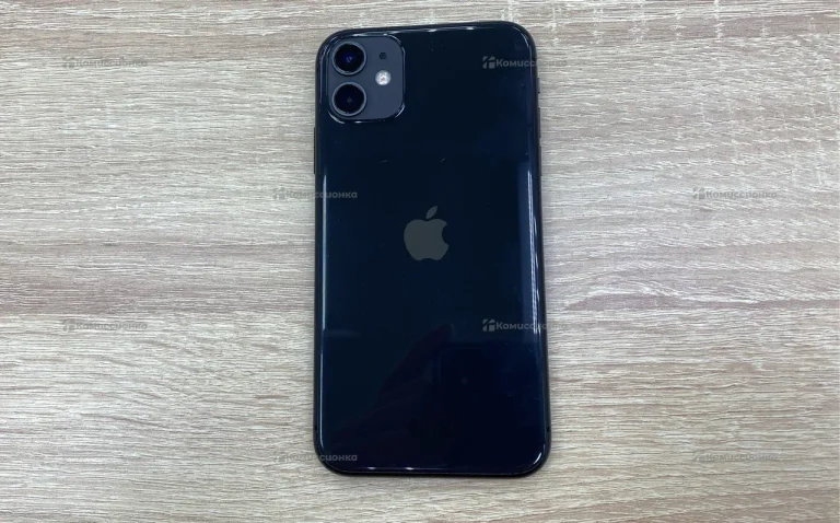 Apple iPhone 11 4/64 ГБ