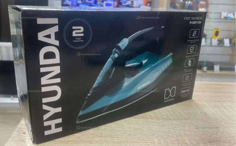 Утюг Hyundai si01124