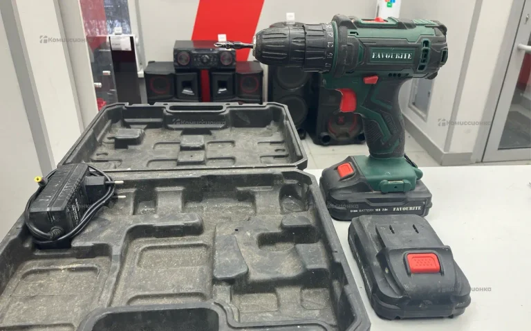 Аккумуляторная дрель шуруповерт Favourite DC 1802