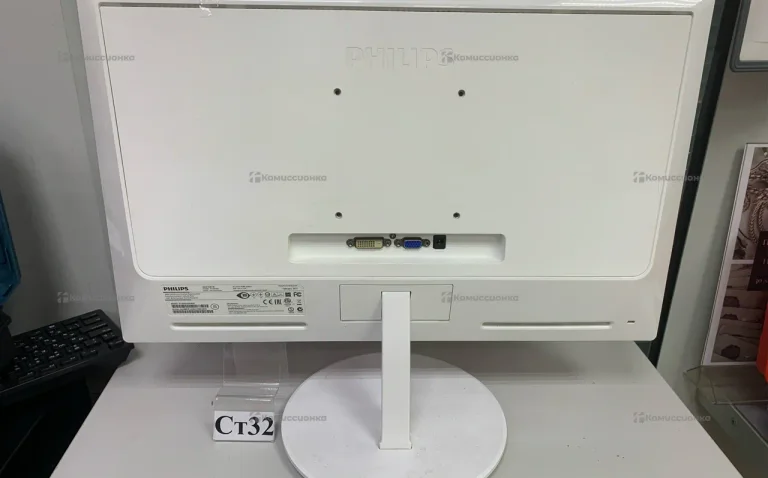 Монитор Philips 224E5Q