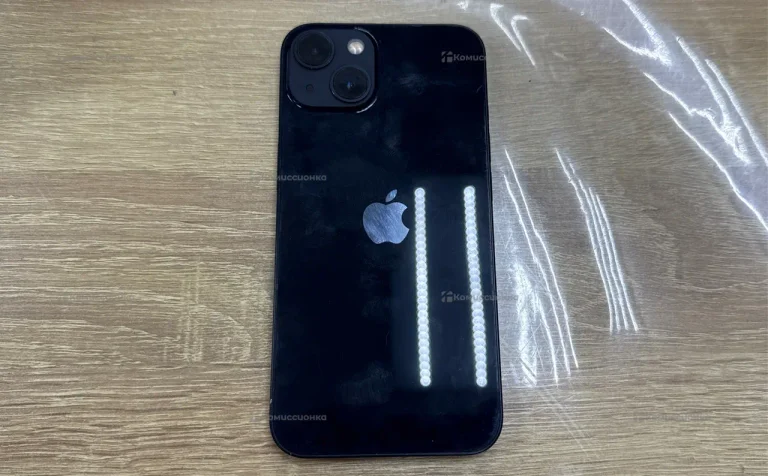 Apple iPhone 13 4/128 ГБ