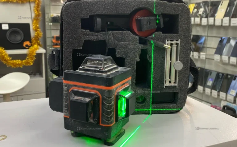 Hilda 4d laser green