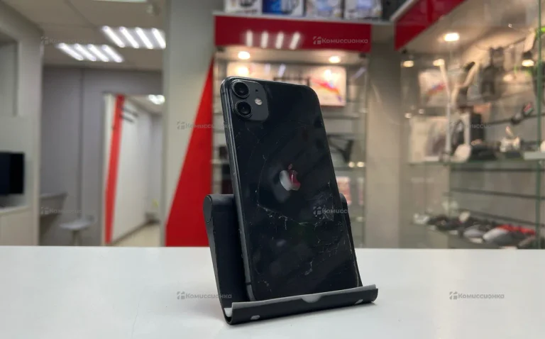 Apple iPhone 11 4/64 ГБ