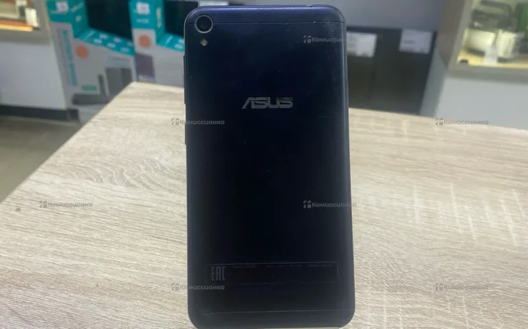 Asus Zenfone Live ZB501KL 2/32 ГБ
