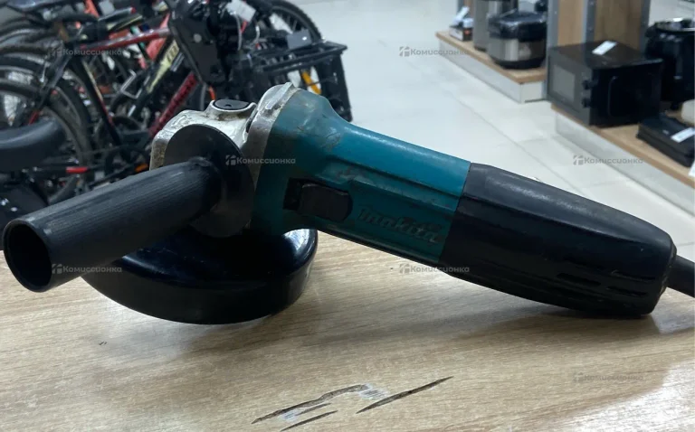 УШМ makita GA5030