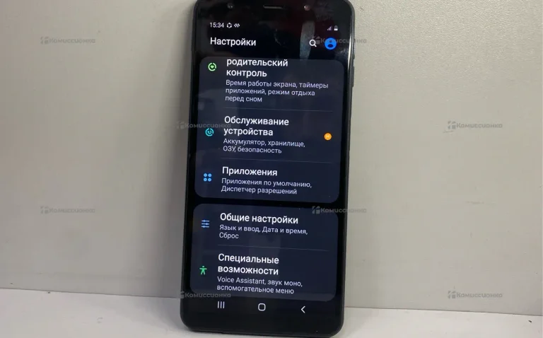 Samsung Galaxy A7 4/64 ГБ