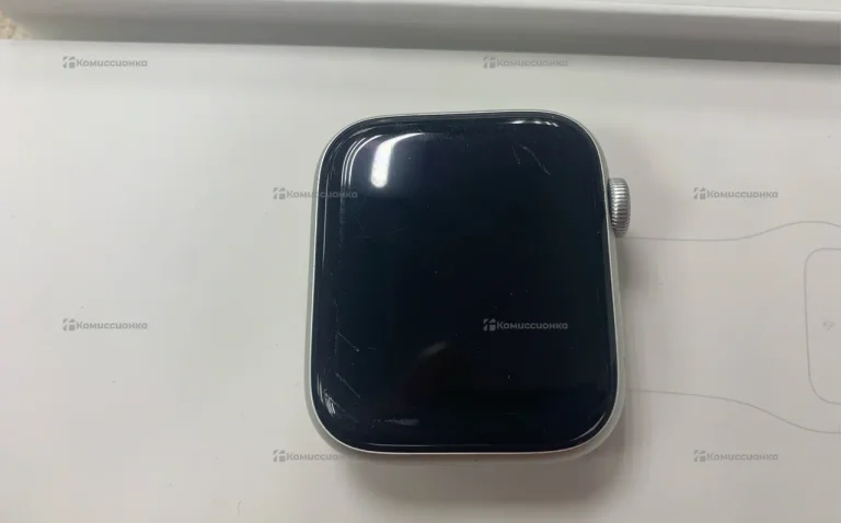 Часы  Apple Watch SE 2