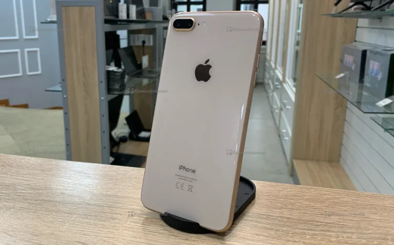 Apple iPhone 8 Plus 3/64 ГБ