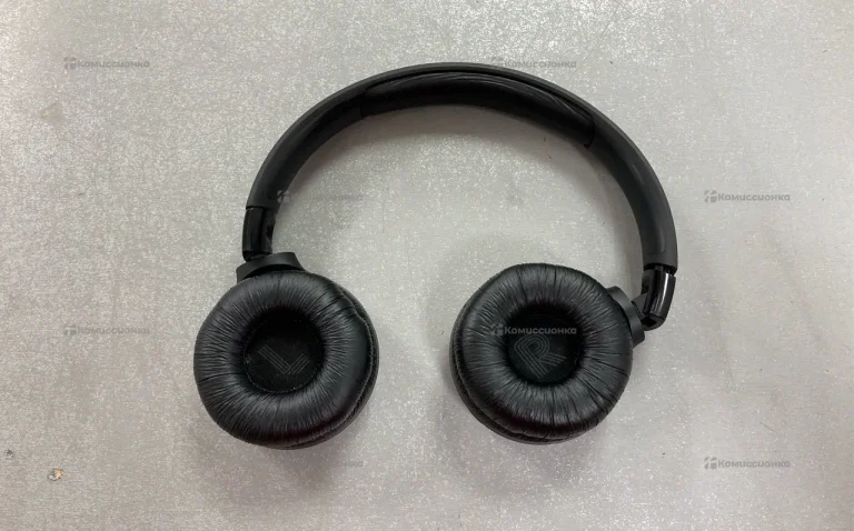 Наушники  JBL tune 520 by