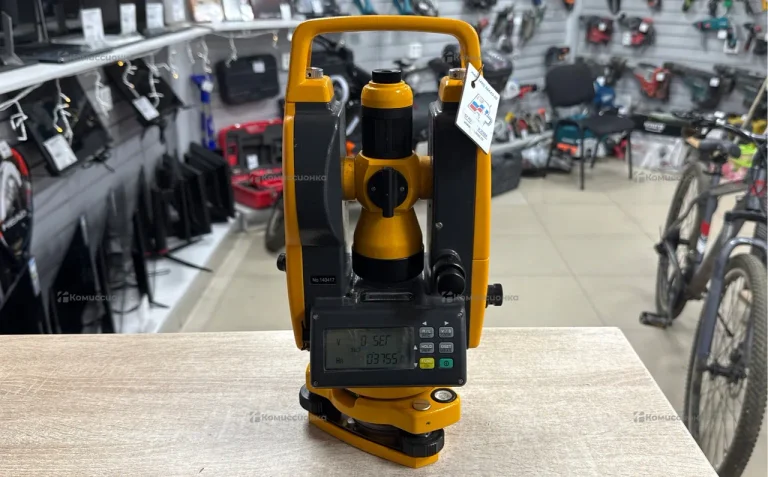 Теодолит DGT F 034K54 3 in 1