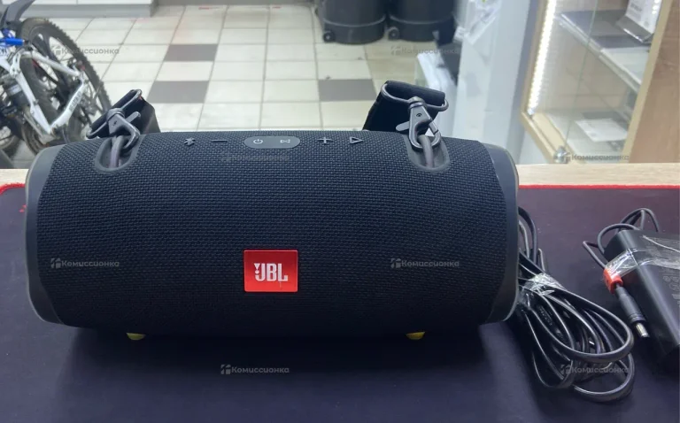 Колонка JBL xtreme2