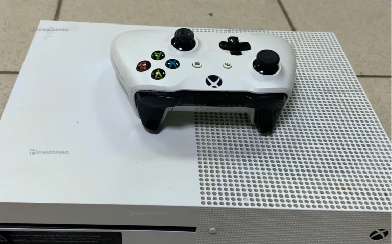 Приставка Xbox one s512 Gb