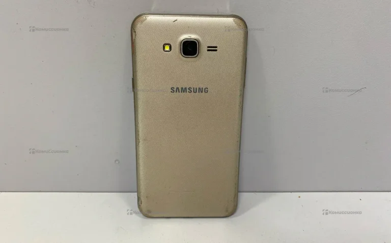 Samsung Samsung Galaxy J7 Neo