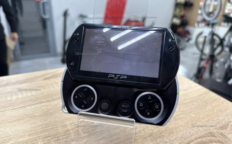 Игровая приставка SONY PSP N-1008