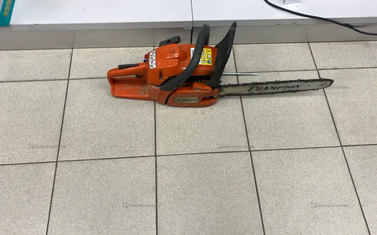 Бензиновая пила Husqvarna 236