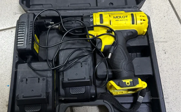 Аккумуляторная дрель-шуруповерт Molot MBD 1815 DLi