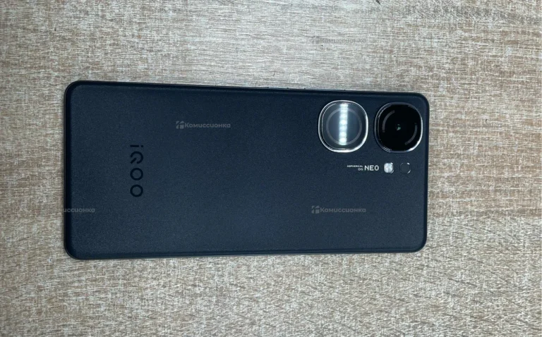 VIVO IQOO Neo 9 12/256GB