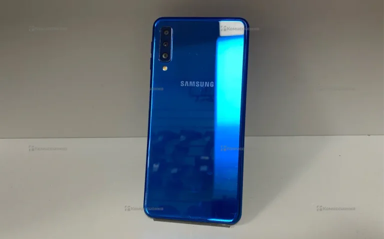 Samsung Galaxy A7 2018 4/64Gb