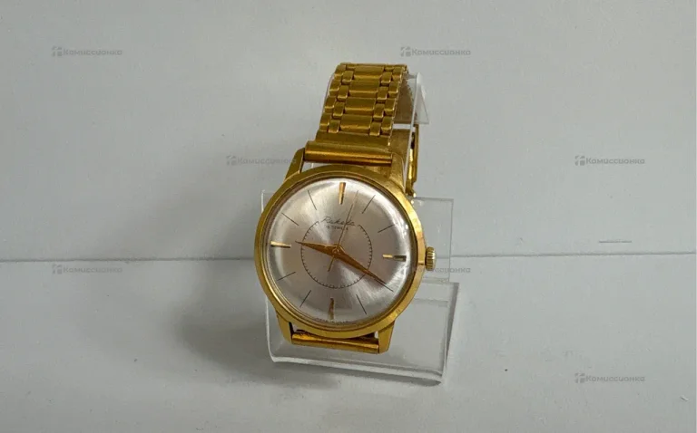 Часы Raketa 16 Jewels