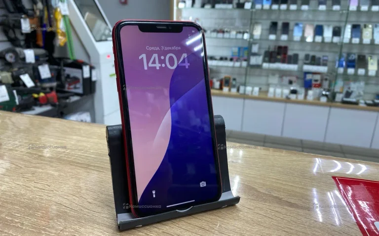 Apple iPhone 11 4/64 ГБ