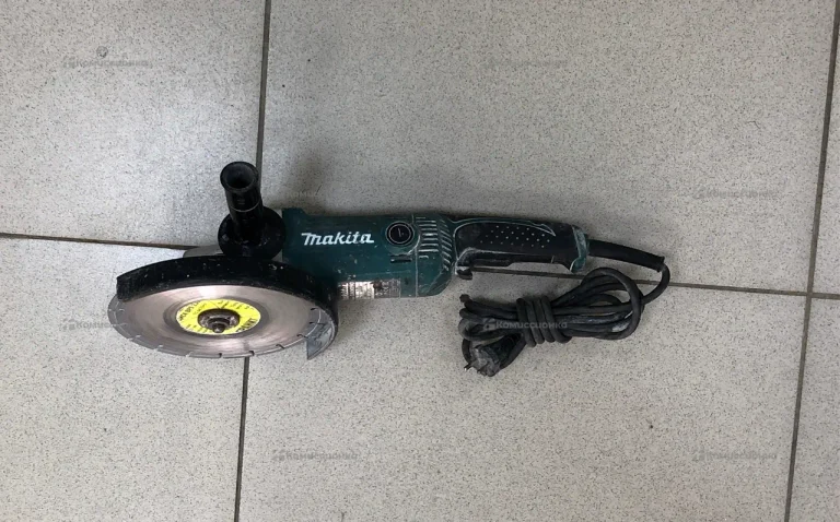 УШМ makita GA9050