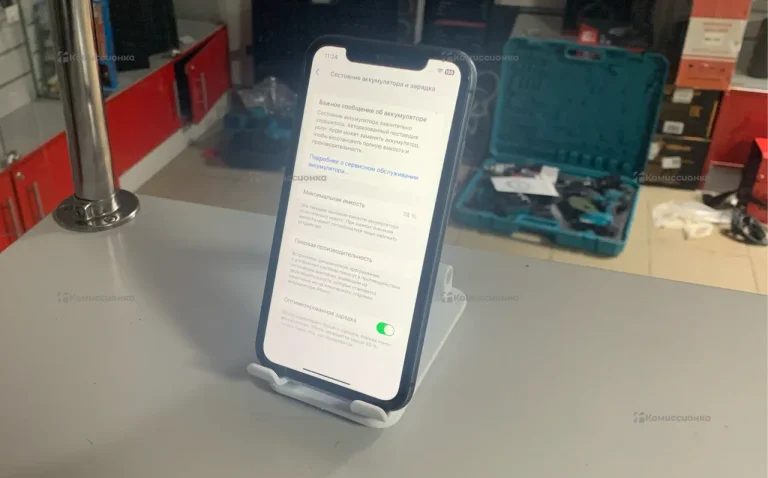 Apple iPhone 11 4/64 ГБ