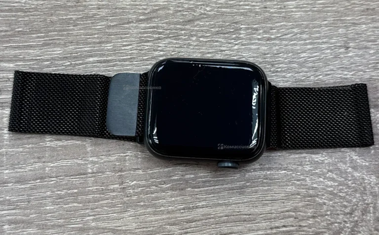 Часы Apple Watch 6 Series Nike