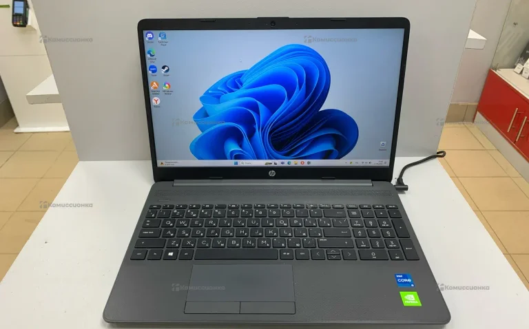 Ноутбук  HP Laptop 15-dw3xxx