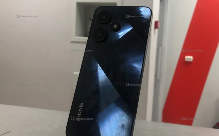 Infinix Hot 30 8/128 ГБ