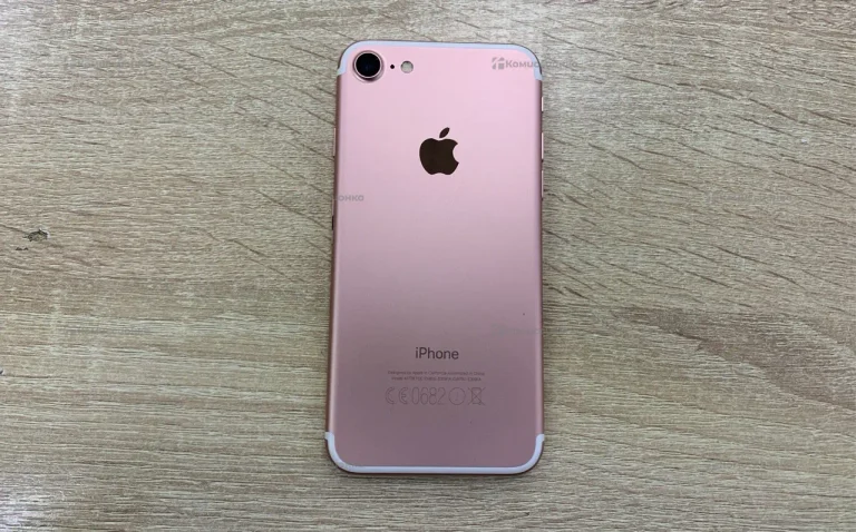 Apple iPhone 7 2/32 ГБ