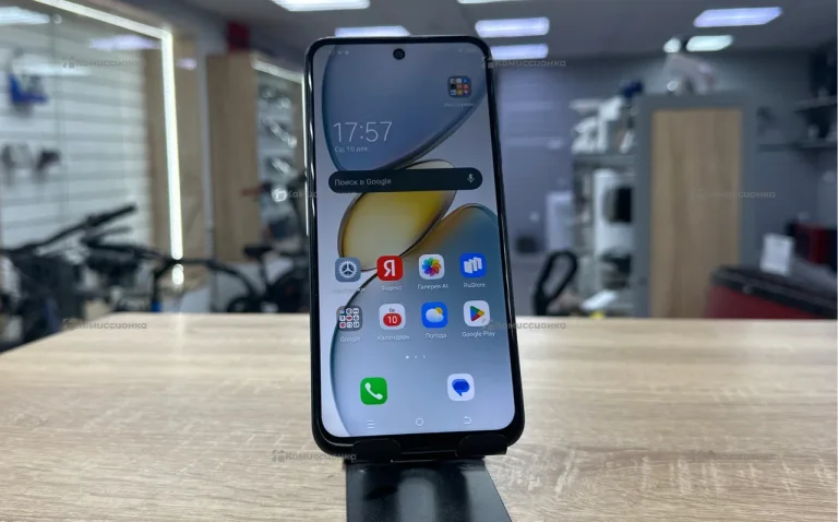 Tecno Spark Go 1 4/64 ГБ