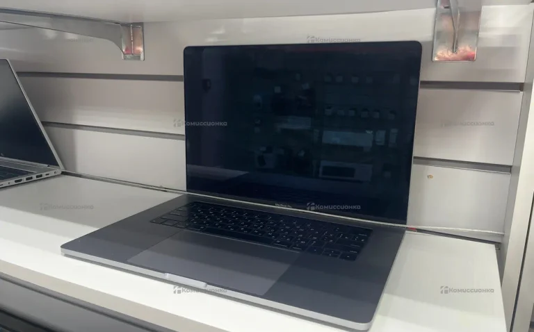 Ноутбук  MacBook Pro i9-2,4 16/512