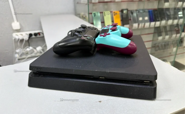 Приставка  PS4 Slim 1tb