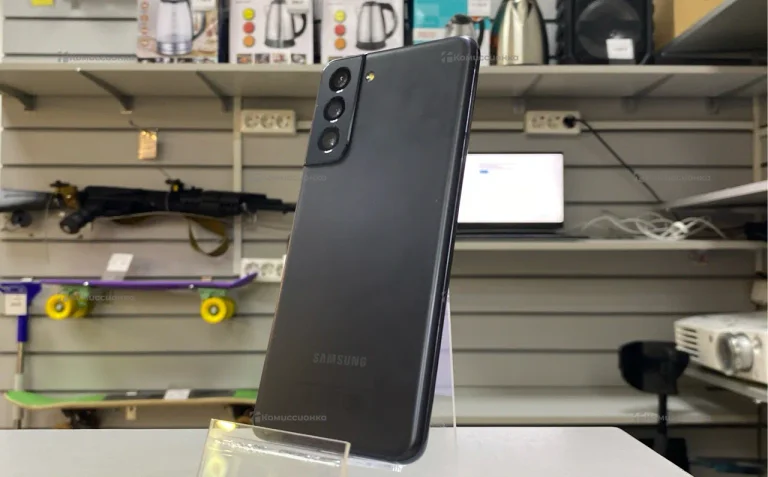 Samsung Galaxy S21 5G 8/128 ГБ