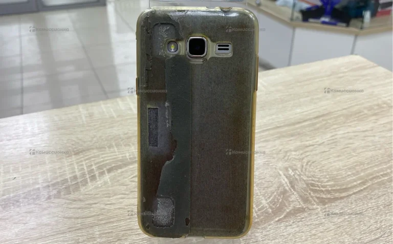 Samsung Galaxy J3 (2016) 1.5/8 ГБ