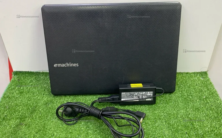 Ноутбук emachines ZQ6