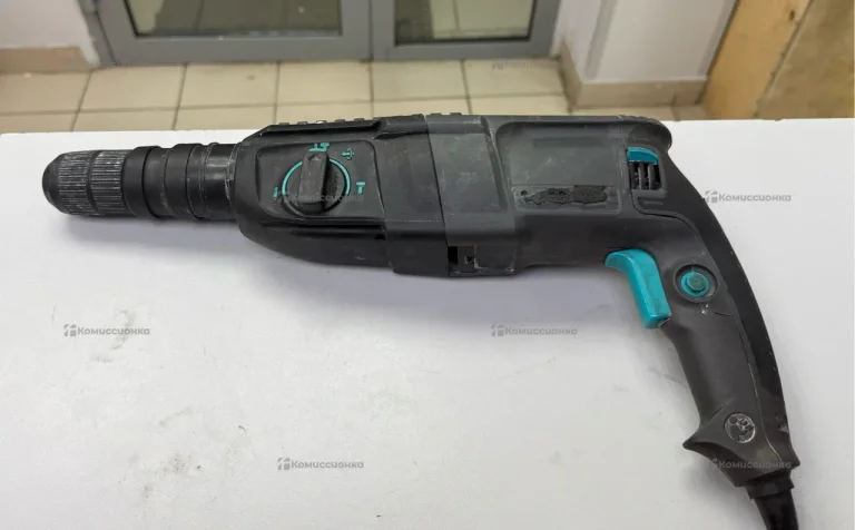 Перфоратор сетевой Tesla TR820QC