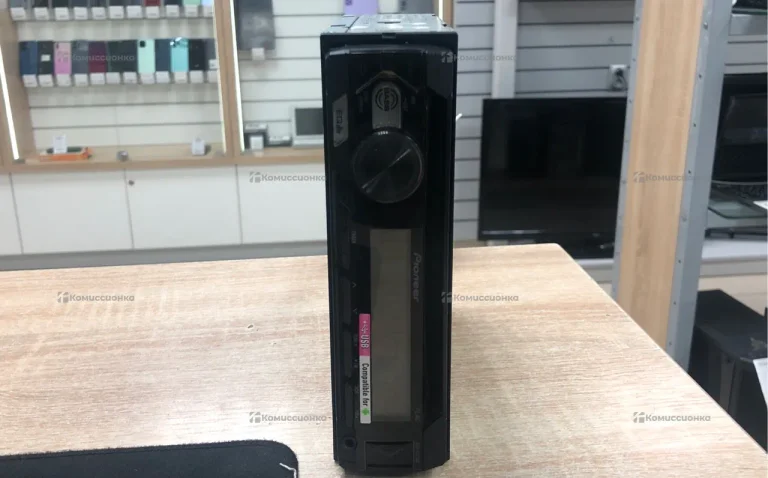 Автомагнитола  pioneer DEH-S121ub