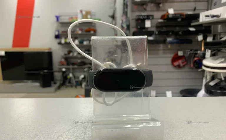 Часы  Miband 8